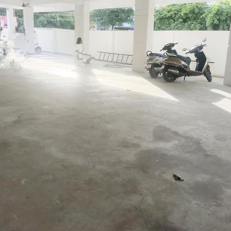 Sai Durga Banquet Hall And Ac Rooms Tirupati Eksteriør billede